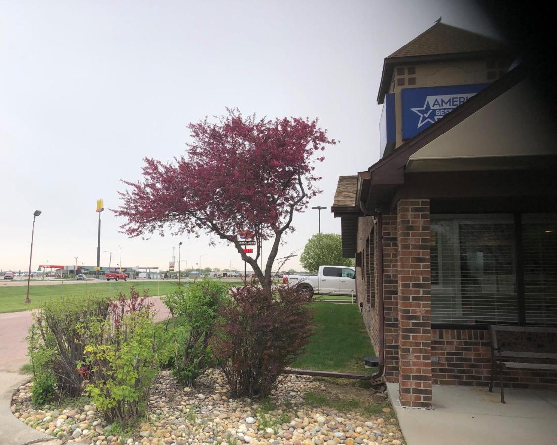 Americas Best Value Inn Onawa Exterior photo